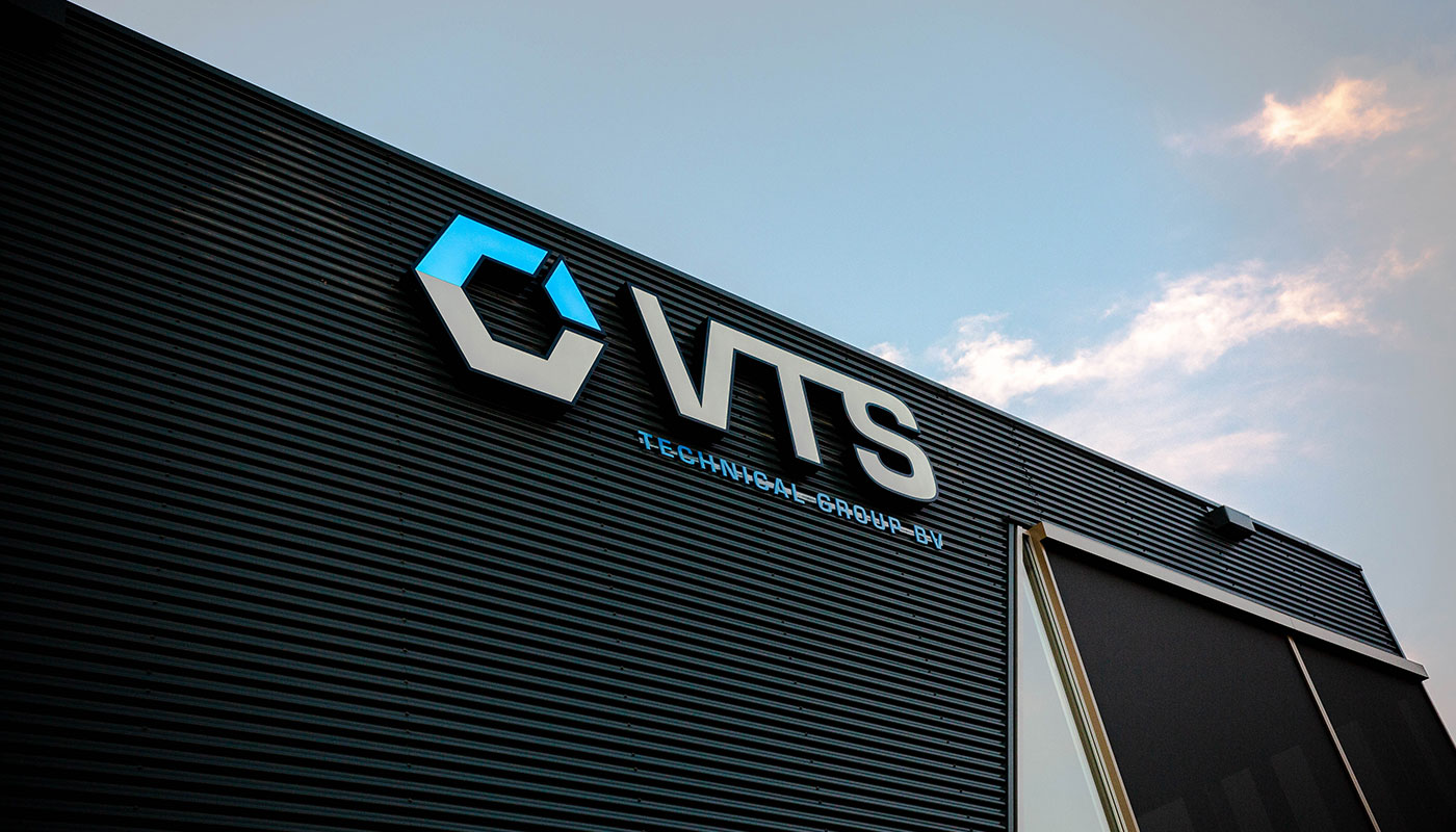 vts-group-lichtreclame-gevel-verlicht